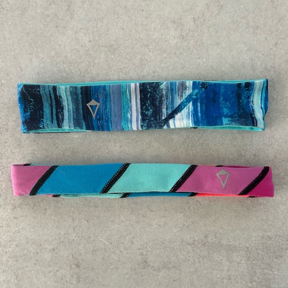 Ivivva by Lululemon 2 Headbands Lot - Stick It Stripe & Back 2 Back Reversible - Picture 2 of 5